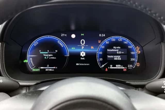 Toyota Yaris (2025) thumbnail 5