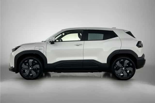 Toyota Urban_Cruiser (2026) thumbnail 3