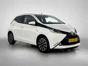 Toyota Aygo (2018) thumbnail 12