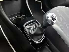 Toyota Aygo (2018) thumbnail 10