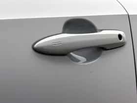 Toyota Corolla_Touring_Sports (2025) thumbnail 42