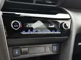 Toyota Yaris_Cross (2024) thumbnail 9