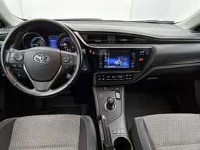 Toyota Auris (2017) thumbnail 4