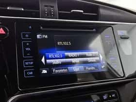 Toyota Auris (2017) thumbnail 7