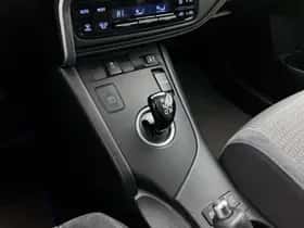 Toyota Auris (2017) thumbnail 10