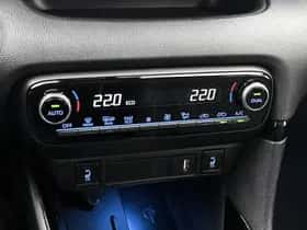 Toyota Yaris (2021) thumbnail 9