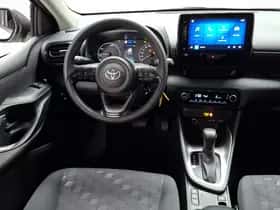 Toyota Yaris (2024) thumbnail 4