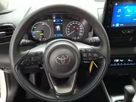 Toyota Yaris (2024) thumbnail 5