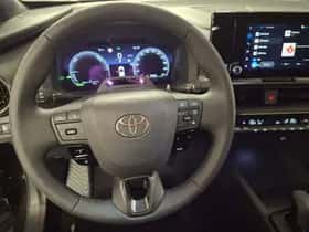 Toyota C-HR (2025) thumbnail 5