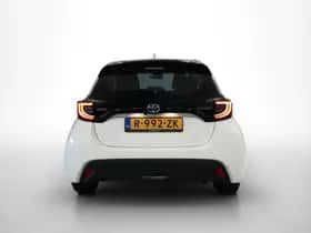Toyota Yaris (2023) thumbnail 5