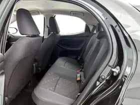 Toyota Yaris (2024) thumbnail 16