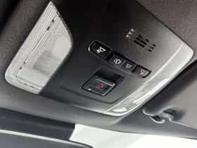 Toyota Corolla_Touring_Sports (2020) thumbnail 24