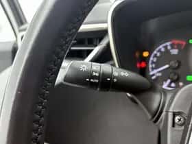 Toyota Corolla_Touring_Sports (2020) thumbnail 26