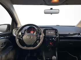 Toyota Aygo (2015) thumbnail 4