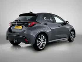 Toyota Yaris (2024) thumbnail 2