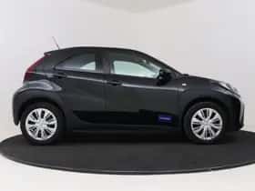Toyota Aygo (2022) thumbnail 13
