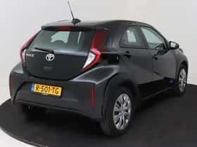 Toyota Aygo (2022) thumbnail 15