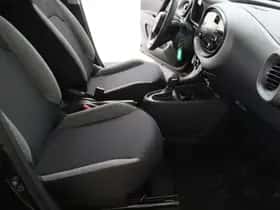 Toyota Aygo (2022) thumbnail 17