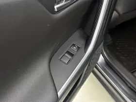 Toyota RAV4 (2022) thumbnail 36