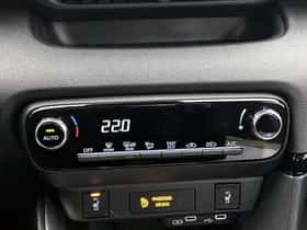 Toyota Yaris (2025) thumbnail 9