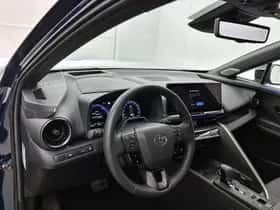 Toyota C-HR (2024) thumbnail 36
