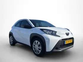 Toyota Aygo (2022) thumbnail 8