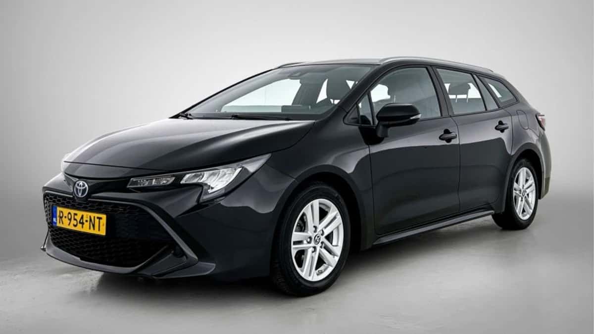 Toyota Corolla_Touring_Sports (2022) — foto 1