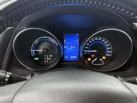 Toyota Auris (2017) thumbnail 5