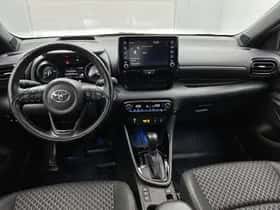 Toyota Yaris (2021) thumbnail 4