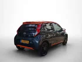 Toyota Aygo (2021) thumbnail 2