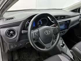 Toyota Auris (2017) thumbnail 38