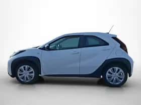 Toyota Aygo (2022) thumbnail 11