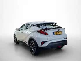 Toyota C-HR (2021) thumbnail 9