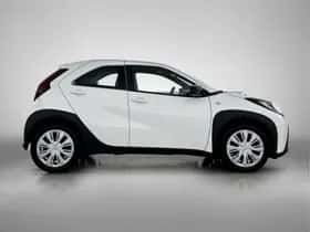 Toyota Aygo (2024) thumbnail 11