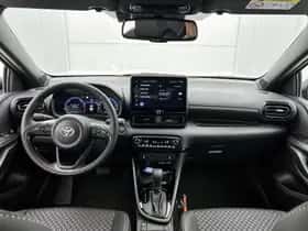 Toyota Yaris (2025) thumbnail 4