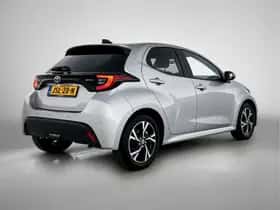 Toyota Yaris (2025) thumbnail 2