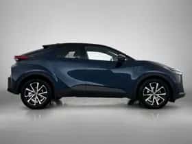 Toyota C-HR (2025) thumbnail 11
