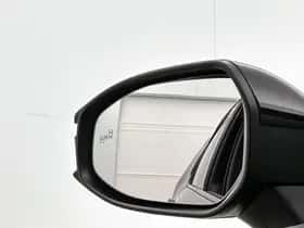 Toyota C-HR (2025) thumbnail 26