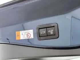 Toyota C-HR (2025) thumbnail 29
