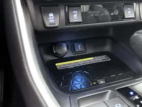 Toyota RAV4 (2021) thumbnail 27