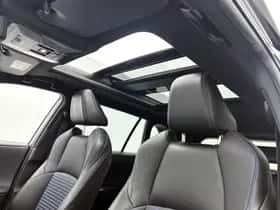 Toyota RAV4 (2021) thumbnail 4