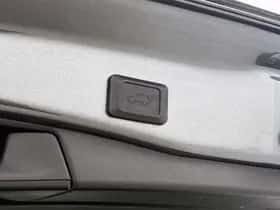 Toyota RAV4 (2021) thumbnail 33