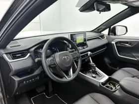 Toyota RAV4 (2021) thumbnail 38