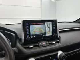 Toyota RAV4 (2021) thumbnail 9