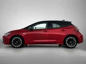 Toyota Corolla (2021) thumbnail 3