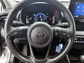 Toyota Yaris (2025) thumbnail 17