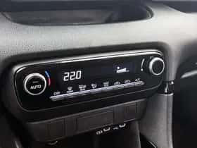 Toyota Yaris (2025) thumbnail 9