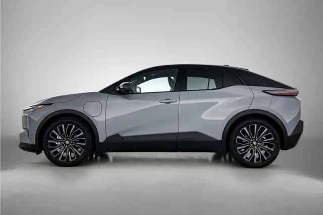 Toyota C-HR+ (2026) thumbnail 3