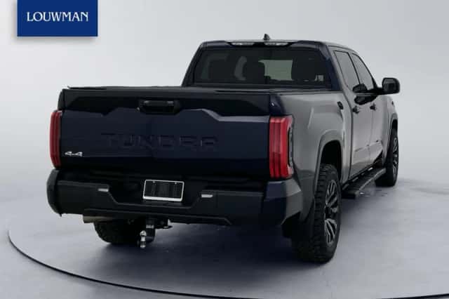 Toyota Tundra (2024) thumbnail 3