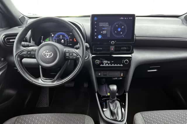 Toyota Yaris_Cross (2025) thumbnail 4